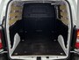 Peugeot Partner GB L1 100 pk | Navigatie via Apple Carplay/Android Auto | Parkeersensoren Achter | Airco | Cruise Control | Bluetooth | DAB Ontvanger | Start/Stop Systeem | Zijschuifdeur Rechts | Buitenspiegels Elektrisch Verstel -en Verwarmbaar |
