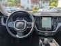 Volvo XC60 2.0 T8 Plug-in hybrid AWD Ultimate Dark | Luchtvering, E-Trekhaak, 360°, PANO, 21 inch velgen, Lift modus, zeer luxe!