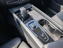 Volvo XC60 2.0 T8 Plug-in hybrid AWD Ultimate Dark | Luchtvering, E-Trekhaak, 360°, PANO, 21 inch velgen, Lift modus, zeer luxe!