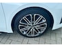 Kia ProCeed 1.5 Turbo Automaat GT-PlusLine | Panoramadak | Camera | Sportstoelen | El. Stoel+memory | JBL | Stoel/stuurverw. | LMV 18 inch