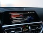 BMW 3-Serie 330i High Executive M-Pakket / Carplay / Head-Up