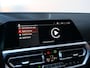 BMW 3-Serie 330i High Executive M-Pakket / Carplay / Head-Up