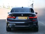 BMW 3-Serie 330i High Executive M-Pakket / Carplay / Head-Up