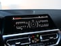 BMW 3-Serie 330i High Executive M-Pakket / Carplay / Head-Up