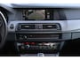 BMW 5-Serie 520i M pakket | Comfort stoelen | Carbon zwart | Nw. ketting!