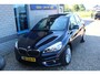 BMW 2-Serie Active Tourer 218i Corporate Lease High Executive Luxury Leder Panoramadak Trekhaak 17" velgen