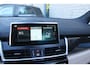 BMW 2-Serie Active Tourer 218i Corporate Lease High Executive Luxury Leder Panoramadak Trekhaak 17" velgen