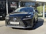 Lexus NX 300h AWD F Sport Line | Trekhaak, Panoramadak, Facelift, Leer, Stoelverwarming, Head up display, Dodehoekherkenning, 1500KG Trekgewicht