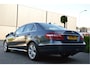 Mercedes-Benz E-klasse 200 CGI AVANTGARDE | AUTOMAAT | LEDER | XENON | NAVI | TREKHAK | YOUNGTIMER