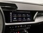 Audi A3 Sportback 30 TFSI Sportline Automaat (APPLE CARPLAY, GROOT NAVI, VIRTUAL COCKPIT, CAMERA, SPORTSTOELEN, LED KOPLAMPEN, GETINT GLAS, ZWART HEMEL, CRUISE, NIEUWSTAAT)