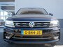 Volkswagen Tiguan Allspace 1.5 TSI Highline Business R 7p. | Alarm klasse 3 | Chroom delen exterieur | Comfortstoel(en)