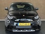 Abarth 500 Urban 42 kWh - APPLE CARPLAY/ANDROID AUTO - CRUISE CONTROL - NAVIGATIE FULL MAP - LICHTMETALEN VELGEN 17 INCH - KEYLESS START - PARKEERSENSOREN ACHTER - SPORTSTUUR - SPORTSTOELEN