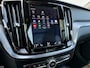 Volvo V60 2.0 T4 R-Design | Panoramadak | Trekhaak | Standkachel | Camera | Elektrische Stoel | BLIS | Adaptive Cruise