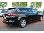 Renault Megane Estate 1.3 TCe Limited, Trekhaak, Pdc, Keyless, App connect, Navi, Cruise, Airco, Donkerglas, 16 inch Lmv.