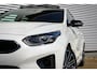 Kia Ceed 1.4 T-GDi GT-PlusLine // NL auto - NAP - KIA Garantie 07-2026 - Panoramadak - JBL - Camera - Stoelverwarming - Stuurwielverwarming