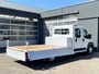 Peugeot Boxer 435 2.0 BlueHDI L3 DC Kipper Open laadbak Airco Cruise controle Trekhaak 3000kg trekgewicht 7-persoons Gereedschapskist Euro 6 P-up Kieper Pritshe