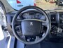 Peugeot Boxer 435 2.0 BlueHDI L3 DC Kipper Open laadbak Airco Cruise controle Trekhaak 3000kg trekgewicht 7-persoons Gereedschapskist Euro 6 P-up Kieper Pritshe