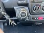 Peugeot Boxer 435 2.0 BlueHDI L3 DC Kipper Open laadbak Airco Cruise controle Trekhaak 3000kg trekgewicht 7-persoons Gereedschapskist Euro 6 P-up Kieper Pritshe
