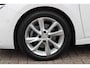 Opel Corsa 1.2 Turbo 100 pk Automaat Elegance | Navigatie Via App | Stoelverwarming | Cruise Control | Carplay | Dodehoekdetectie | PDC V+A | LMV 16 Inch