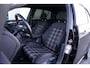 Volkswagen Golf 2.0 TSI GTI 245PK Performance PANO / KEYLESS / TREKHAAK