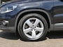 Volkswagen Tiguan 1.4 TSI Sport&Style | stoelverwarming | trekhaak | navigatie | all-season-banden