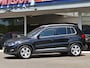 Volkswagen Tiguan 1.4 TSI Sport&Style | stoelverwarming | trekhaak | navigatie | all-season-banden
