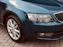 Skoda Octavia Combi 1.6 TDI Elegance | Automaat | Leder | Xenon | Navi | Keyless | Premium audio