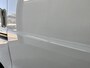 Renault Trafic 1.6 dCi 95 L1H1 2x Schuifdeur Kastinrichting Airco Cruise controle Kastinrichting 3-Persoons Telefoonverbinding Parkeersensoren achter Sitebars 1e eigenaar Euro 6 Dealer onderhouden