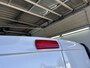 Renault Trafic 1.6 dCi 95 L1H1 2x Schuifdeur Kastinrichting Airco Cruise controle Kastinrichting 3-Persoons Telefoonverbinding Parkeersensoren achter Sitebars 1e eigenaar Euro 6 Dealer onderhouden