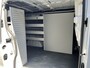 Renault Trafic 1.6 dCi 95 L1H1 2x Schuifdeur Kastinrichting Airco Cruise controle Kastinrichting 3-Persoons Telefoonverbinding Parkeersensoren achter Sitebars 1e eigenaar Euro 6 Dealer onderhouden