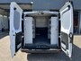 Renault Trafic 1.6 dCi 95 L1H1 2x Schuifdeur Kastinrichting Airco Cruise controle Kastinrichting 3-Persoons Telefoonverbinding Parkeersensoren achter Sitebars 1e eigenaar Euro 6 Dealer onderhouden