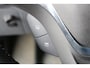 Opel Ampera-e Business executive 60 kWh 204 | Camera | Voorstoelen verwarmd | Stuur verw. | Xenon | Parkeersenoren V+A | LMV 17''| Apple Carplay | Warmte werende voorruit |