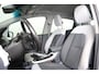 Opel Ampera-e Business executive 60 kWh 204 | Camera | Voorstoelen verwarmd | Stuur verw. | Xenon | Parkeersenoren V+A | LMV 17''| Apple Carplay | Warmte werende voorruit |