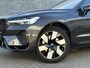 Volvo XC60 2.0 T6 Plug-in hybrid AWD Ultimate Dark | Long Range | 360 Camera | Alarm | Donker getint glas achter | Verw. voorstoelen, achterbank en stuurwiel | Trekhaak