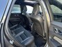 Volvo XC60 2.0 T6 Plug-in hybrid AWD Ultimate Dark | Long Range | 360 Camera | Alarm | Donker getint glas achter | Verw. voorstoelen, achterbank en stuurwiel | Trekhaak