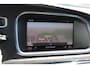 Volvo V40 T3 152PK Automaat Dynamic Edition Dealer onderhouden / Zwarte hemel / Standkachel / Navigatie / 17" lichtmetalen velgen / Cruise Control /