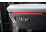 Volkswagen Passat Variant 1.5 eTSI Business DSG Navigatie | Head Up Display | Keyless Entry | Elektrisch bediende achterklep | DCC