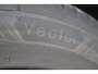 Volkswagen Passat Variant 1.5 eTSI Business DSG Navigatie | Head Up Display | Keyless Entry | Elektrisch bediende achterklep | DCC