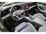 Volkswagen Passat Variant 1.5 eTSI Business DSG Navigatie | Head Up Display | Keyless Entry | Elektrisch bediende achterklep | DCC