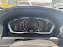 Volvo XC60 D4 Aut.8 R-Design | Trekhaak | Navigatie | Parkeersensoren voor + achter | Xenon verlichting | Stoelverwarming voor