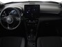 Toyota Yaris Cross 1.5 Hybrid 115 First Edition | Apple CarPlay / Android Auto (Navigatie) | Parkeersensoren | Stuur en Stoelverwarming | MvO Rotterdam N