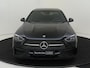 Mercedes-Benz C-klasse 300 e AMG Line Panorama Dak / Nightpakket / Sfeerverlichting / Semi-elektrische stoelen / 360 Camera / Stoelverwarming /
