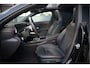 Mercedes-Benz CLA Shooting Brake 250 e AMG Line | Panoramadak | Stoelverwarming | Cruise Control | Camera | Apple Carplay | Ambiance Verlichting | Night Pakket | Keyless | Dealer Onderhouden | Dodehoekdetectie