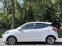 Hyundai i10 5drs 1.0 67 PK Comfort Smart | Geïntegreerde navigatiesysteem & Apple Carplay/Android auto | Achteruitrijcamera | Lmv & Allseason banden |