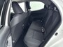 Toyota Yaris 1.5 Hybrid 115 Dynamic | Comfort Pack | Dodehoek sensoren | Stuur- en stoelverwarming | Binnen 14-5