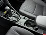 Toyota Yaris 1.5 Hybrid 115 Dynamic | Comfort Pack | Dodehoek sensoren | Stuur- en stoelverwarming | Binnen 14-5