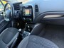 Renault Captur 0.9 TCe Intens met parkeersensoren en trekhaak en navigatie en bluetooth telefoon en airco en cruise controle