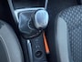 Renault Captur 0.9 TCe Intens met parkeersensoren en trekhaak en navigatie en bluetooth telefoon en airco en cruise controle