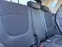 Renault Captur 0.9 TCe Intens met parkeersensoren en trekhaak en navigatie en bluetooth telefoon en airco en cruise controle