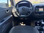 Renault Captur 0.9 TCe Intens met parkeersensoren en trekhaak en navigatie en bluetooth telefoon en airco en cruise controle